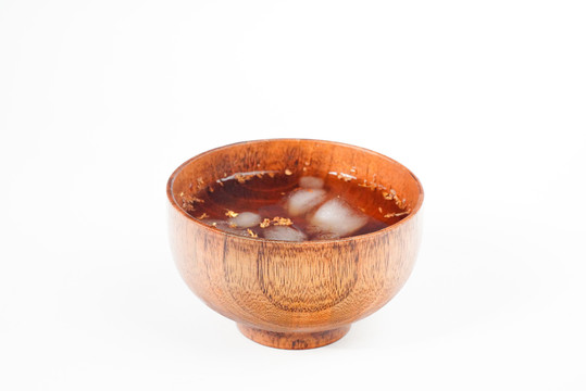 冰鎮(zhèn)酸梅湯