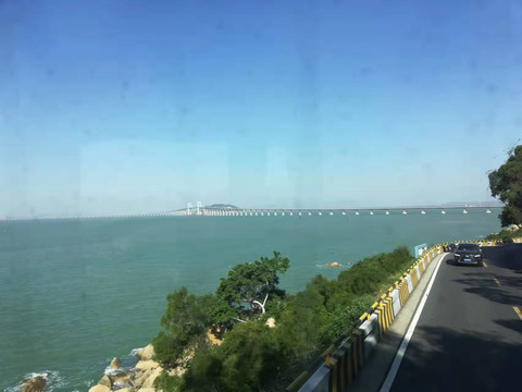 海边跨海大桥风景
