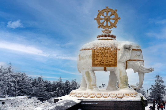 四川冬季雪景大雪峨眉山金顶