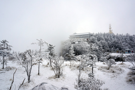 四川冬季雪景大雪峨眉山