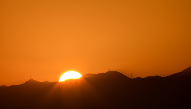 山顶太阳