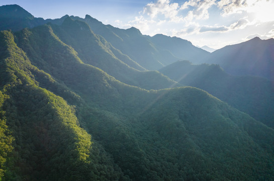 秦岭山