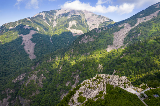 秦岭山