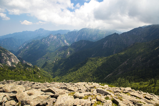 秦岭山