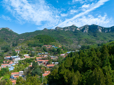 航拍济南章丘山区