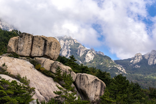 航拍青岛崂山奇峰怪石