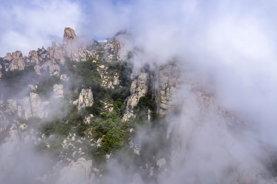 航拍青岛崂山巨峰云海奇观