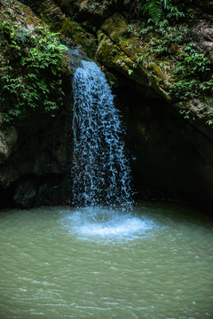 黑山谷风光