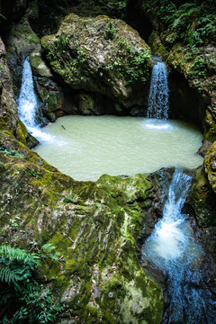 黑山谷风光