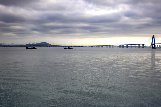 丁字湾跨海大桥海岸日出