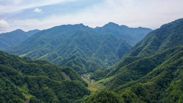 洞宾高山