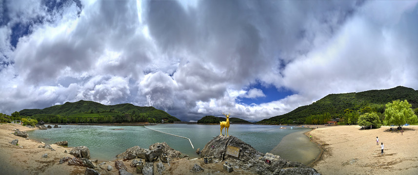 金华北山鹿女湖全景图