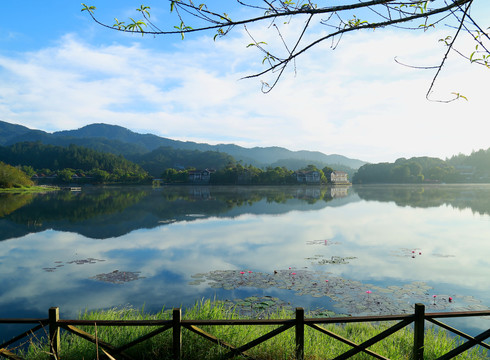 海南尖峰岭天池