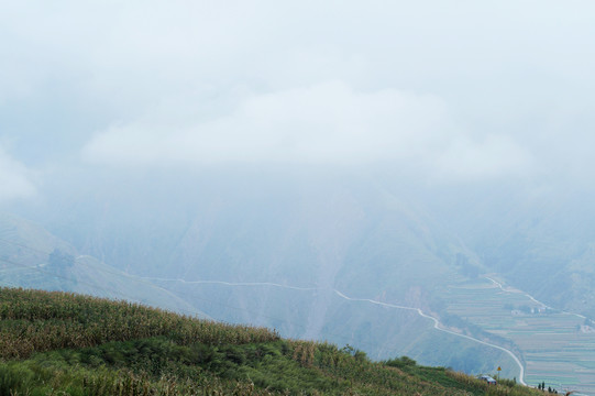 云雾山川