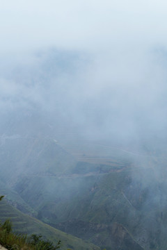 云雾山川