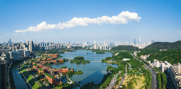 蓝天白云山水云天湖面