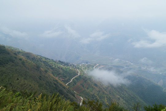 云雾山川