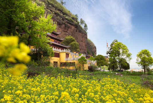 南岩美景