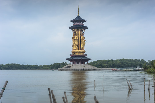 溱湖药师佛塔