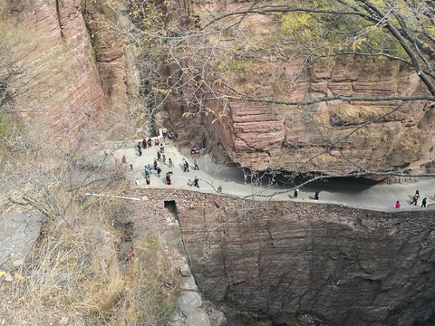 郭亮村挂壁公路