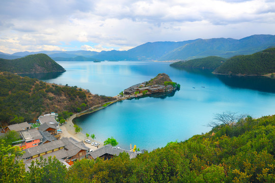 泸沽湖里格半岛