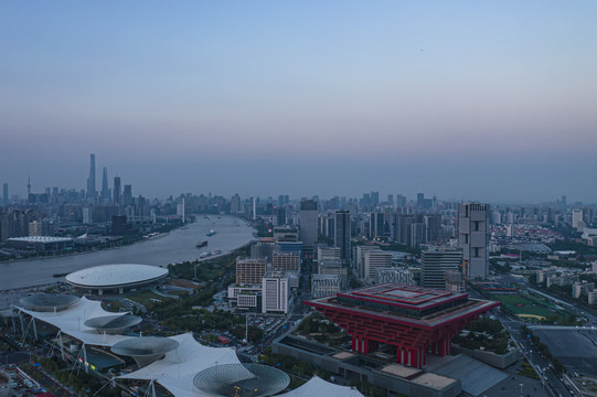 上海城市风景中国馆日落