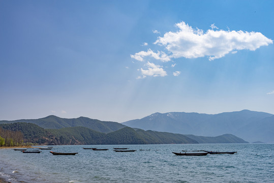 泸沽湖风光