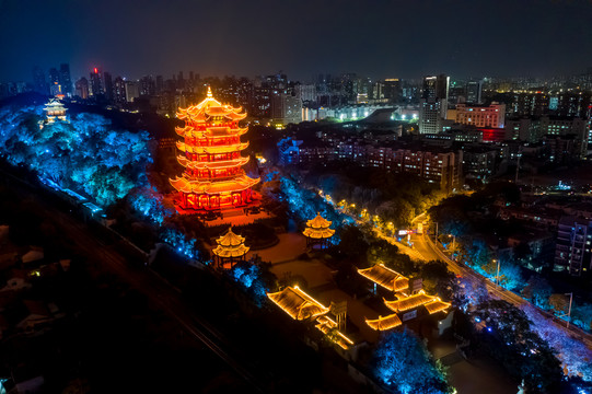 航拍武汉黄鹤楼夜景灯光秀景观