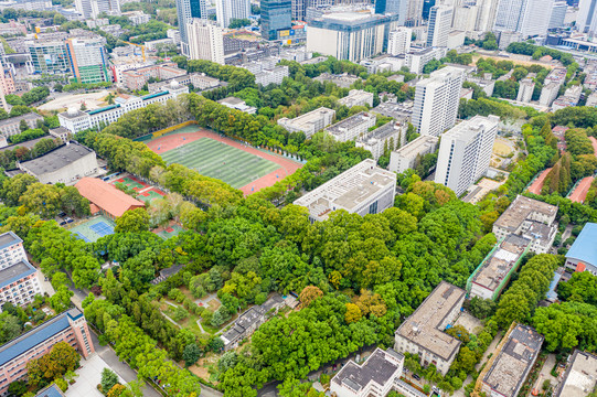 航拍武汉大学校园风光