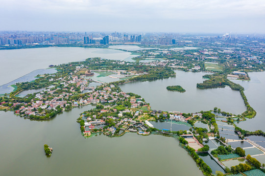 航拍武汉东湖落雁景区落雁岛