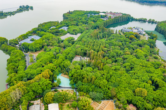 航拍武汉东湖风景区听涛景区