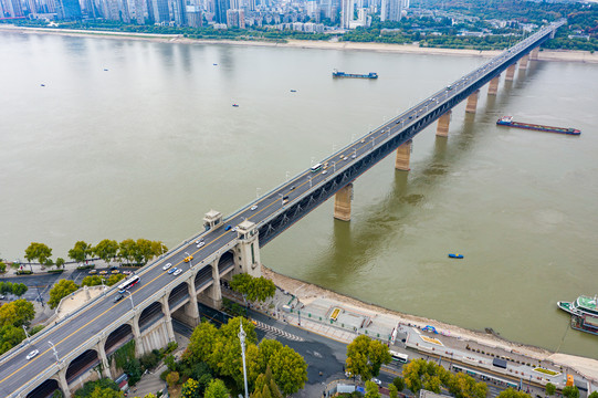 航拍武汉长江大桥城市地标建筑
