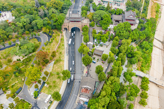 航拍武汉晴川阁景区铁门关