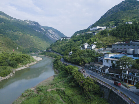 美酒河赤水河