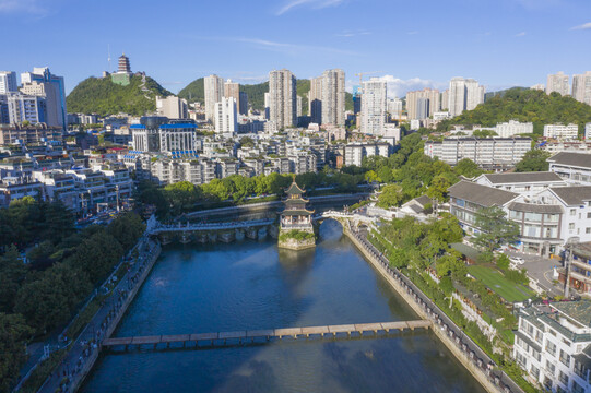 甲秀楼夜景