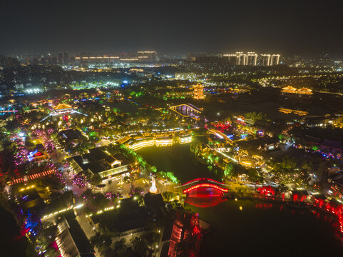 清明上河园夜景