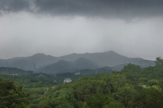 风雨欲来葵山景