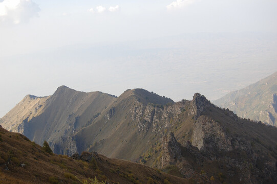 山野高山户外上徒步旅行