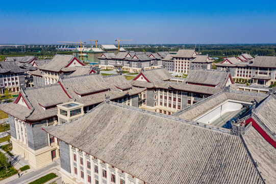 航拍河南大学郑州校区中式建筑