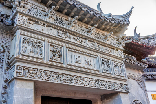 中国上海豫园的砖雕艺术