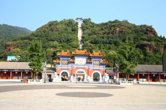 丫髻山全景