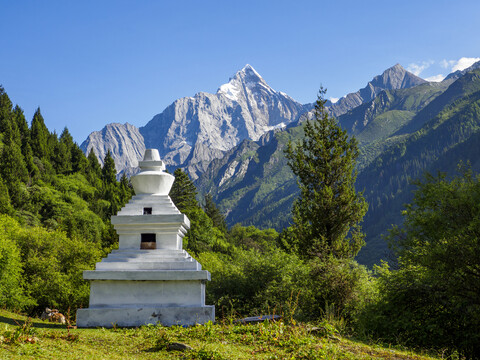 四姑娘山幺妹峰