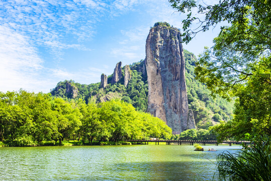 丽水缙云仙都地质公园鼎湖峰