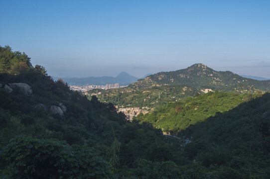 高山大山山峰