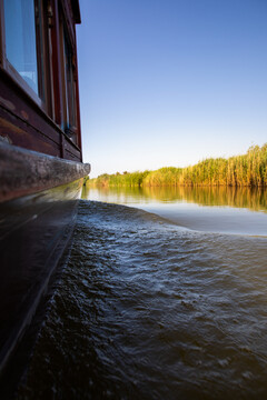 黄河口湿地小船小舟