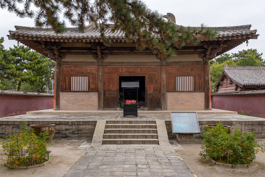 五台山南禅寺大佛殿