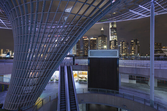 上海城市夜景现代建筑广场