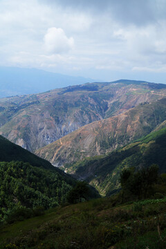 高山峡谷