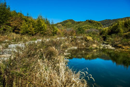 山村小景