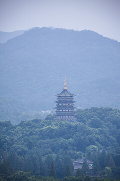 杭州风光远眺雷峰塔